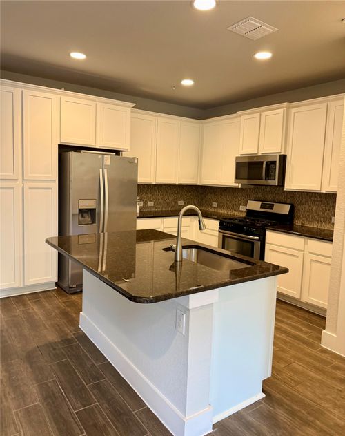 7403 Pantherpaw Street, Austin, TX, 78757 | Card Image