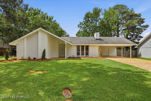 307 Pear Orchard Cir, Ridgeland, MS, 39157-4116 | Card Image