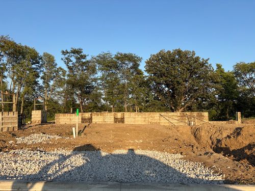 207 E Angela Circle, Lexington, IL, 61753 | Card Image
