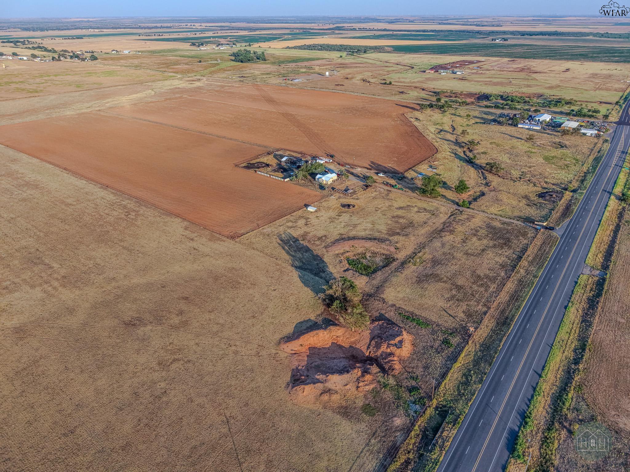 Land in Vernon 4
