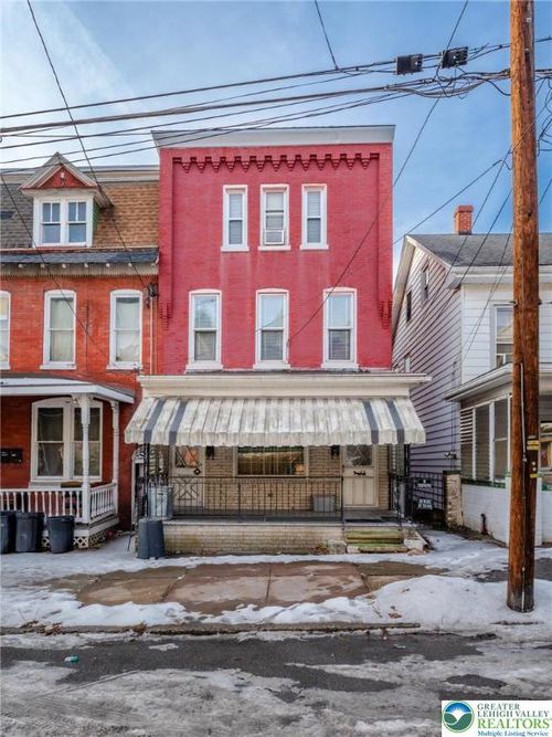 28 N Greenwood Street, Tamaqua Boro, PA, 18252 | Card Image