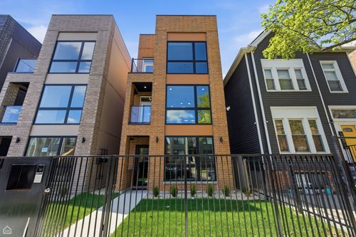 4130 S Calumet Ave, Chicago, IL, 60653-2649 | Card Image
