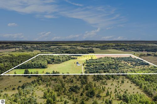 8110 Ames Road, Bear Lake, MI, 49614 | Card Image