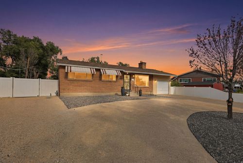 9505 Garnet Dr, Sandy, UT, 84094-3646 | Card Image