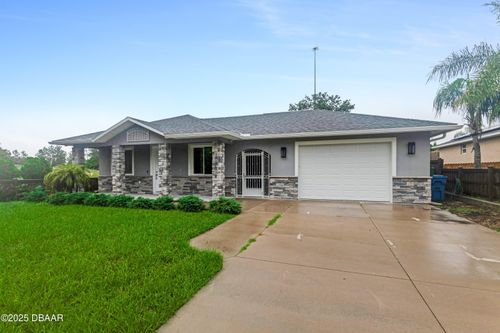 2010 Forest Ave, DAYTONA BEACH, FL, 32119-5511 | Card Image