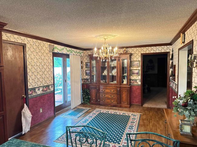 8627 Valley Falls Rd, House other with 3 bedrooms, 2 bathrooms and null parking in Boiling Springs SC | Image 9