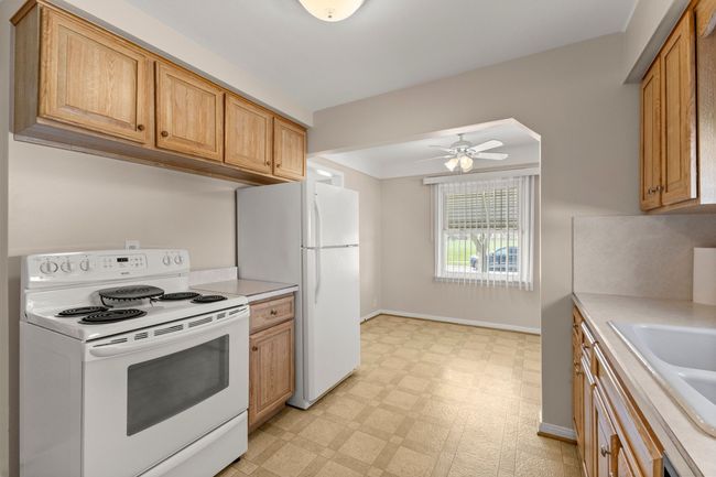 29 Washington St, House other with 3 bedrooms, 1 bathrooms and null parking in Trenton MI | Image 13