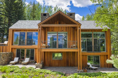 5070 W Beavertail Rd, Wilson, WY, 83014-5011 | Card Image