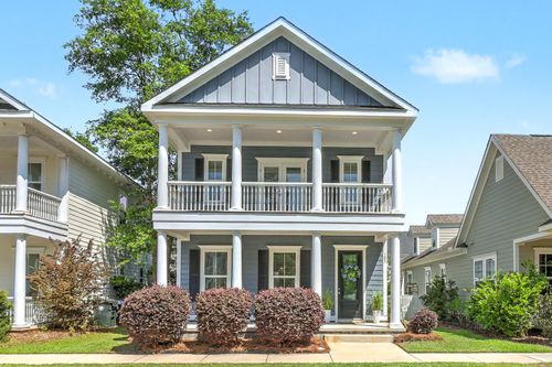 102 Ilderton St, Summerville, SC, 29483-8194 | Card Image