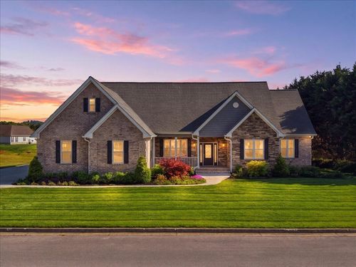 5235 Aspen Ave, Morristown, TN, 37813-4316 | Card Image