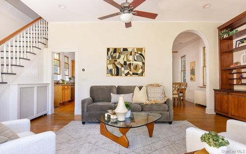 50 Belden Ave, Dobbs Ferry, NY, 10522-1102 | Card Image