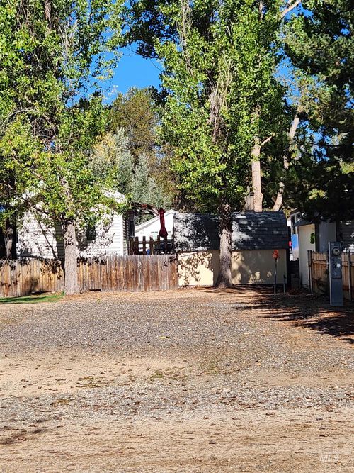 e1314-514 E13/14 Sawyer St., Cascade, ID, 83611 | Card Image