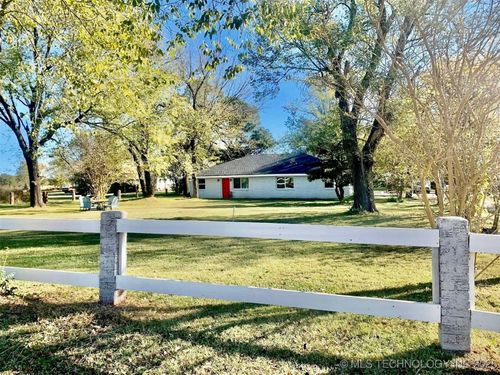 17046 S 123rd St E, Webbers Falls, OK, 74470-6509 | Card Image