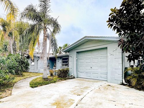 6627 Beach Boulevard, Hudson, FL, 34667 | Card Image