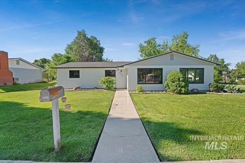 2302 Jackson St, Caldwell, ID, 83605-2513 | Card Image