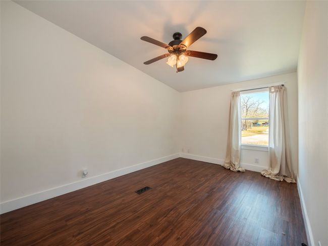 557 Riddle Rd, House other with 7 bedrooms, 4 bathrooms and null parking in Cedar Creek TX | Image 35
