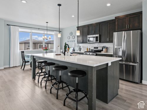 1037 W 550 S, American Fork, UT, 84003-4359 | Card Image
