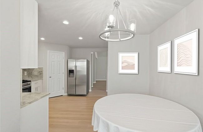 Kitchen virtually staged | Image 12