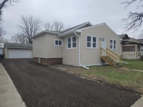 505 East Ave, Sparta, WI, 54656-2417 | Card Image