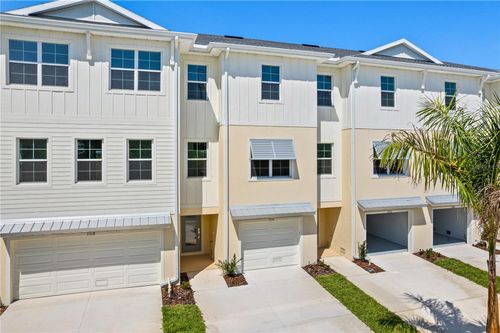 7334 Marathon Dr, SEMINOLE, FL, 33777-3805 | Card Image