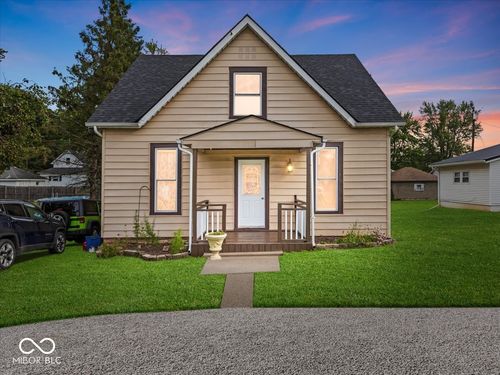 404 W Walnut St, Waldron, IN, 46182-0433 | Card Image