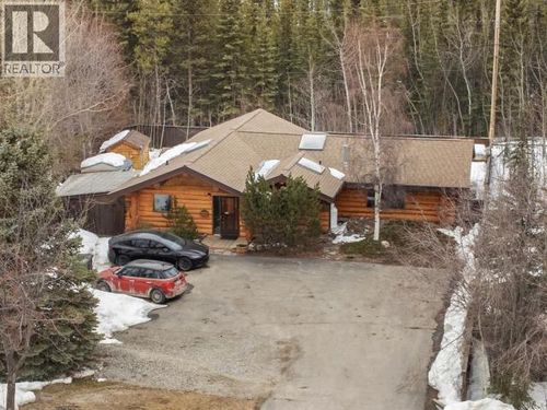 106 Crag Rd, Whitehorse, YT, Y1A5C1 | Card Image