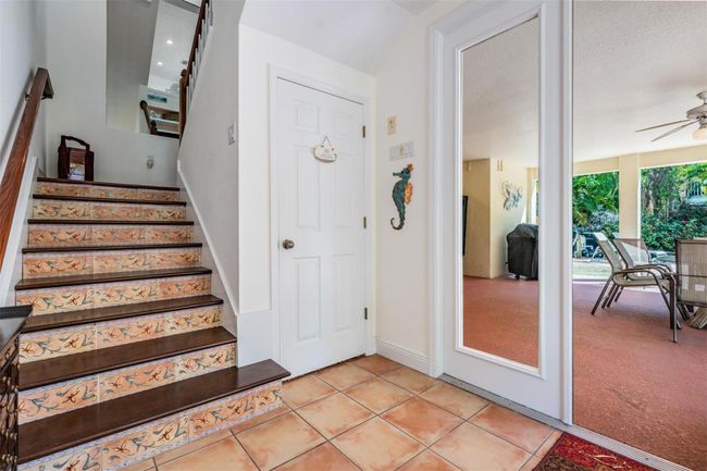 315 64 Th St, Condo with 3 bedrooms, 3 bathrooms and null parking in Holmes Beach FL | Image 6