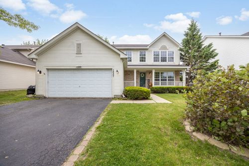 1237 E Greystone Dr, Round Lake Beach, IL, 60073-4185 | Card Image