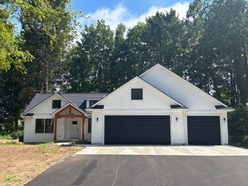 5804 Hunter'S Ridge Ridge, Manlius Township, MI, 49408 | Card Image