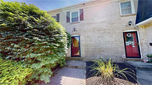14-824 S Chillicothe Road, Aurora, OH, 44202 | Card Image