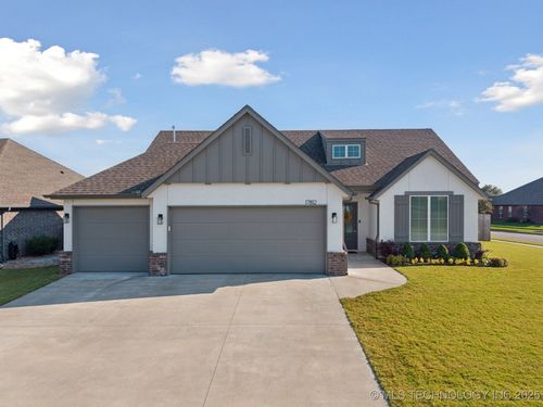 17812 E 45th Pl S, Tulsa, OK, 74134-6521 | Card Image