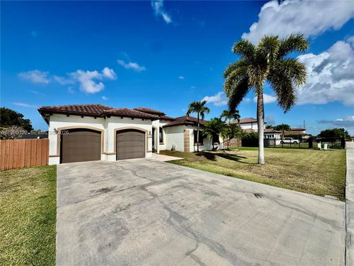 20449 Sw 328th St, Homestead, FL, 33030-2638 | Card Image