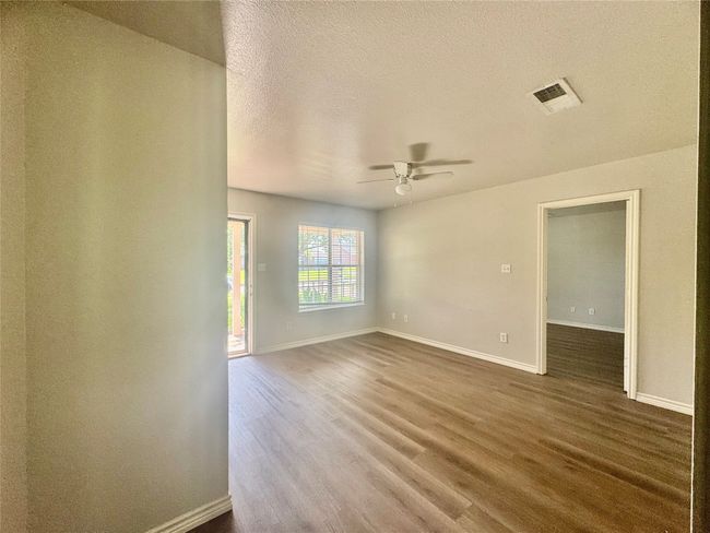 1005 Solomon Dr, House other with 3 bedrooms, 2 bathrooms and null parking in Commerce TX | Image 5