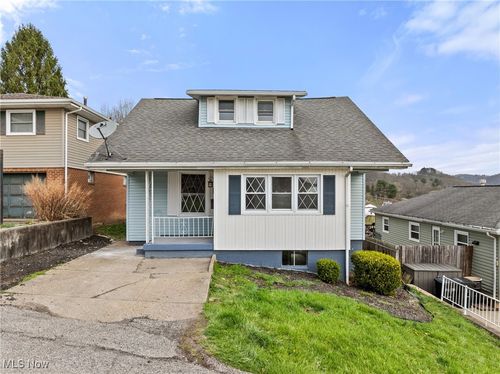 585 W 45th St, Shadyside, OH, 43947-1040 | Card Image