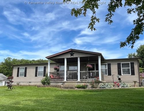 176 Ann St, Mason, WV, 25260-9610 | Card Image