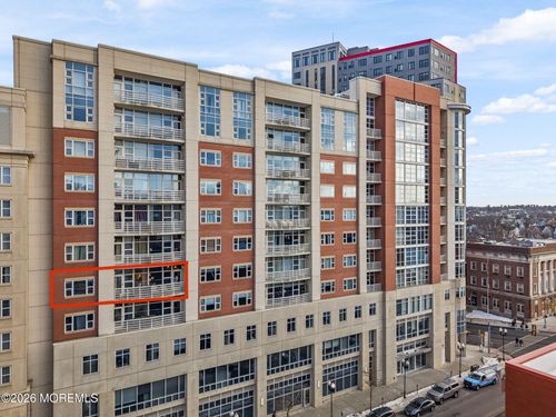 unit-506-20 Livingston Ave, New Brunswick, NJ, 08901-1993 | Card Image