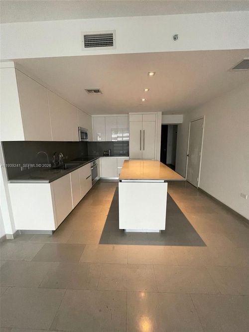 apt-1608-88 Sw 7th St, Miami, FL, 33130-3696 | Card Image