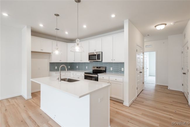 12417 Wescott Ave, Condo with 3 bedrooms, 2 bathrooms and null parking in Midlothian VA | Image 8