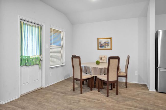 127 Barton Creek Dr, House other with 4 bedrooms, 2 bathrooms and 2 parking in Huntsville TX | Image 16