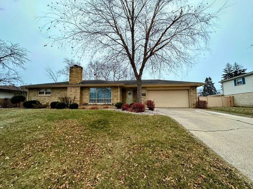 6109 Pershing Boulevard, Kenosha, WI, 53142 | Card Image