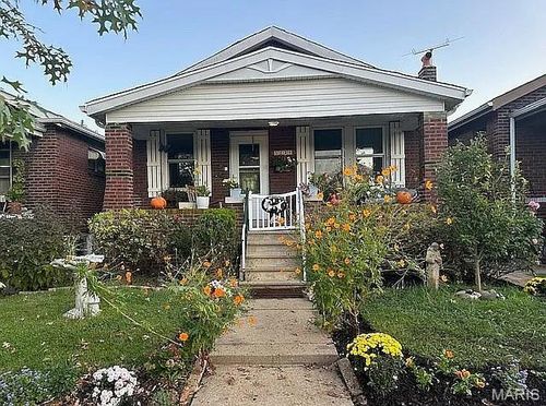 5139 Goethe Ave, Saint Louis, MO, 63109-3204 | Card Image