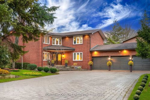 2176 Autumn Breeze Dr N, Mississauga, ON, L5B1R4 | Card Image