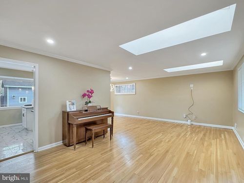 2408 Lillian Dr, SILVER SPRING, MD, 20902-4956 | Card Image