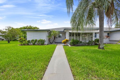 b-1082 North Dr, Delray Beach, FL, 33445-1605 | Card Image