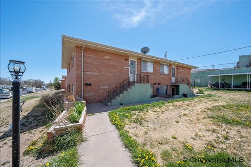 1749 Oxford Dr, Cheyenne, WY, 82001 | Card Image
