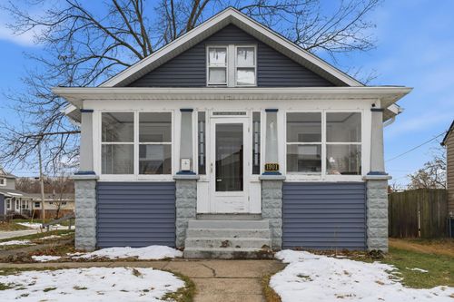 1901 W 16th St, Davenport, IA, 52804-3512 | Card Image