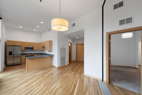 unit-124-1240 S 2nd St, Minneapolis, MN, 55415-2605 | Card Image
