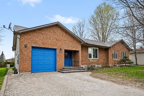 136 Charlotte St, Merrickville, ON, K0G1N0 | Card Image