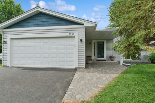 7250 Sierra Ct, Chanhassen, MN, 55317-9038 | Card Image