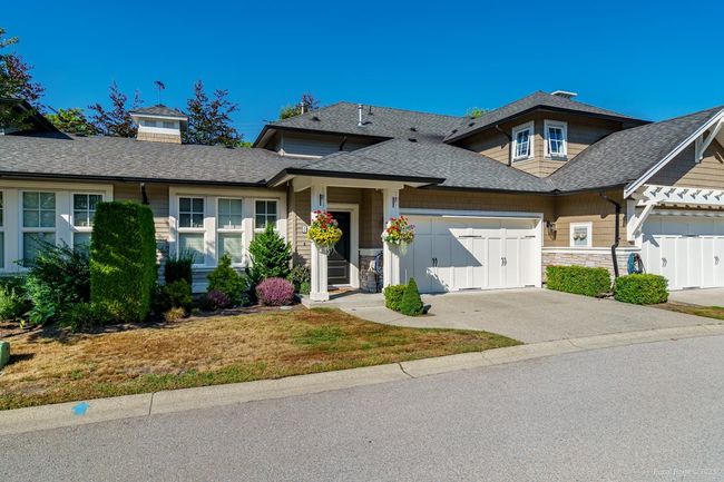 38 - 19452 Fraser Way, Townhouse with 3 bedrooms, 2 bathrooms and 4 parking in Pitt Meadows BC | Image 2
